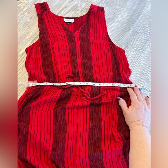 Universal Thread Women's Red & Black Striped V-Neck Maxi Sleeveless Dress Large. - Picture 8 of 9